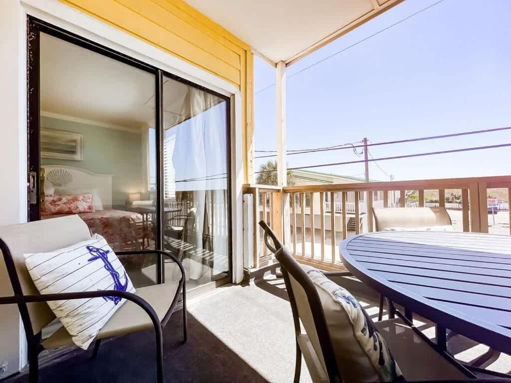 Harbour 17 At The Cb Boardwalk Walk To Everything! Holiday home